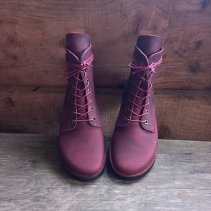 UK 6. COBWEB Boot. 4953