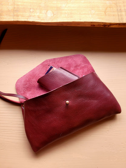 Dorothy Clutch - Carriage Heritage