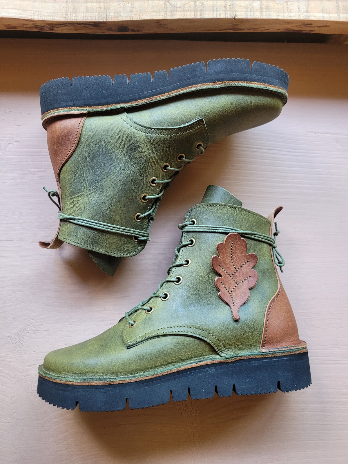 Cobweb Boot - Tinner Moss
