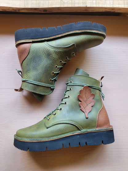 Cobweb Boot - Tinner Moss