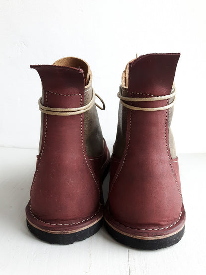 UK 4, SPINDLE Boot #3981