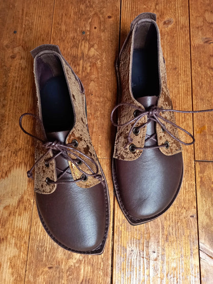 UK 4. FINGLE Shoe. No 4476